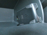 今の時代には必需品とも言えるETC。搭載車しか入れないスマートICも使えます。スムーズに、そして気軽に高速道路が使えますよ!ETC割も見逃せません!
