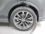 235/50R20タイヤを装備しています。※各ホイールのキズ等をご確認くださいませ。