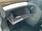 車検証ケースの収納はもちろん、見られたくない小物もすっきり収納できます。