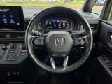 扱いやすいハンドルで運転しやすいです!!