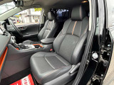 助手席にお乗りになる方も快適にドライブを楽しめますね。
