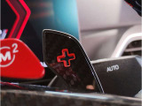 【パドルシフト付】Mマルチステアホイルに付随する「パドル・シフト」F1マシン感覚でシフトチェンジが可能となりよりドライビングの楽しさを演出します