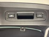 パワーテールゲートでラクラク開閉。