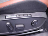 ボディコーティング施工も取り扱っています。お車を綺麗な状態でお渡しができます。また遠方の方にも喜んでいただいております。