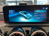 バックカメラにより駐車時の後方確認も楽にできます。