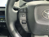 ステアリングスイッチ装備!運転しながら手元でオーディオの操作などができます。