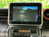 停車時に映像を楽しめる機能。休憩中や待ち合わせ中に、ちょっとした空き時間を有効活用できます。