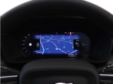 Google アシスタントを呼べば、友人や家族、会社の同僚への連絡や、車内環境の調整も思いのまま。ルート案内やエンターテイメント機能を利用する際も、ステアリングから手を離す必要はありません。