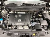 CO2の排出量の少なさなどディーゼルエンジンの長所を生かし上質で快適な走りを実現させたSKYACTIV-Dを搭載!
