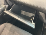 豊富に在庫を取り揃えています。 軽自動車からミニバン、セダン、SUV、話題のハイブリッド車などなど続々入荷中です!