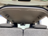 自社整備工場で点検整備をおこなってからお渡ししています。車検が残っている場合は『12ヶ月点検整備』を、車検整備付きの場合は『車検整備』をおこないます。整備費用は車両本体価格に含まれています。