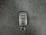 キーを取り出さずにドアを施錠&解錠。クルマの始動も可能です。