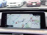 本社敷地内にはリフト4機完備の自社認証工場(分解整備業2-6030)と板金工場が併設されております!DAS診断機含めアナライザー診断機も4機保有しております!認証工場での責任ある作業をお約束致します!