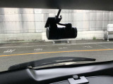 2カメラドライブレコーダーで後ろの安全も確保しております。