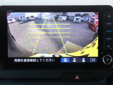 ◆【リアカメラ】が装着されています。リバースに入れるだけで映ります。後方の安全確認や、狭い駐車場での車庫入れ、雨の日や夜間など視界の悪い時に便利です。安全にバックする為には欠かせない装備です。
