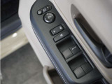 ◆パワーウィンドウスイッチ◆運転席から全席の窓の開閉操作を行うことが出来いつでも換気ができます!