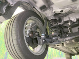 お車を安心してお乗りいただく為には、足回りの定期点検が欠かせません。サービスサポート(有償保証)では無料点検もご提供しており、安心のカーライフをお過ごしいただけるサポート体制が整っています。