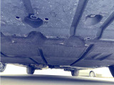 車両前方からの下回りです