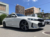 ホイールベースを長くし、直進安定性を確保するとともに、ショートオーバーハングで取り回しのしやすい設計となっております。