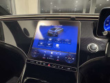 バックカメラにより駐車時の後方確認も楽にできます。