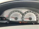 視認性の良いメーターで、運転も快適です!