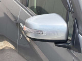 ウィンカーミラーで更にスタイリッシュで存在感あり!対向車からの視認性アップで安全性も高まります!
