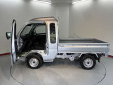 こんにちは!愛媛ダイハツです。弊社のお車をご覧いただき、ありがとうございます☆