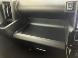延長保証につきましてはお求めいただく車両によって保証料が異なりますので、当店スタッフまでお気軽にお問い合わせくださいませ。