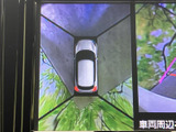 車幅感覚を掴みやすく、安全な後退をサポートします。狭い駐車場や縦列駐車も、スマートにこなせるでしょう。