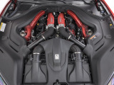 フロントミッドに搭載された3.9L・V8ツインターボエンジンは620馬力(カタログ値)を発揮します。
