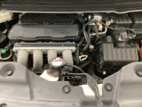 ホンダスタッフがしっかり整備して保証付きにてお渡し致します。エンジンルーム&室内ルームともにクリーニング済みで清潔です。快適なドライブをお楽しみください。