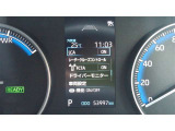 コーナーセンサーを車の前後に装備。障害物までの距離に応じて警告音を変えてお知らせ。縦列駐車時や駐車場・車庫などでの取り回しをサポートします。詳細は販売店スタッフまでおたずねください。