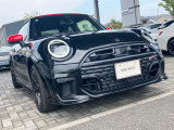 このお車はMINI NET浦和美園に展示中です!総在庫900台を当店でご案内可能です!ご来場、お問い合わせをスタッフ一同お待ちしております。