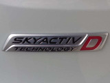 【SKYACTIVE-D】低圧縮比化とそれに伴う軽量化により、クリーン性能と燃費性能、そして軽やかな走行性能を両立させたマツダのクリーンディーゼルエンジン。