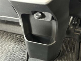 【アクセサリーソケット】車内で利用する電気製品の電源として広く利用できます