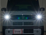 LEDヘッドライト(オートハイビーム機能付)が搭載されており、遠くまで明るく均一に照らし、高速道路等での安心感が向上しております。
