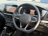 運転席側からの目線です。