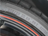 ◆20インチ純正アルミホイール装着車◆これで足元まわりも、おしゃれにきまります!