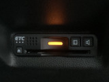 【ETC車載器】もはや必須アイテムのETCを搭載!高速道路のご利用時にとても便利!わずらわしい料金所での現金支払いが不要となりスムーズに通過できます♪