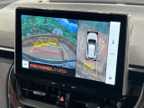 【パノラミックビューモニター】専用のカメラにより、上から見下ろしたような視点で360度クルマの周囲を確認することができます☆死角部分も確認しやすく、狭い場所での切り返しや駐車もスムーズに行えます。