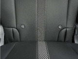 ◆ISOFIX◆シートベルトいらずでチャイルドシートと固定金具を連結するだけでガッチリ固定できます。