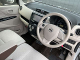 広々とした視界を体感できます。運転が楽しくなりますね。
