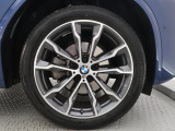 BMWならではの卓越した走りを支えるホイールと足回りです!