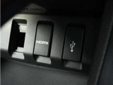 ◆USBチャージャー、HDMIポート◆使いやすい場所に装備されています。