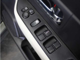 ◆パワーウィンドウスイッチ◆運転席から全席の窓の開閉操作を行うことが出来いつでも換気ができます!