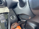 「オートエアコン」が付いています。1年中快適な室内を提供!車内温度を設定すると、風量を自動で調節してくれます。