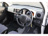 ハンドル周りもスッキリしていて運転しやすいです。
