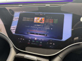 メルセデス・ベンツの定める厳しい基準をクリアしたお車のみをご案内させて頂きます。納車前整備はメーカー規定に基づき最大100項目にも及ぶ点検を熟練のメカニックによって行いご納車させて頂きます。