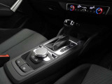意外と知られていませんが認定中古車の保証期間中は全国ネットワーク24時間365日対応の緊急サポートサービスも受けることが出来ます。