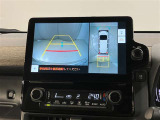 【バックカメラ】あると便利なバックカメラ装備!駐車時に後方がリアルタイム映像で確認できます。立体駐車場や夜間の車庫入れ時に大活躍!運転スキルに関わらず、今や必須となった装備ですね♪